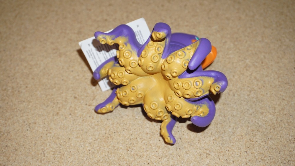 2 Wild Republic Rubber Ducks - Octopus + Red Dragon - 4"