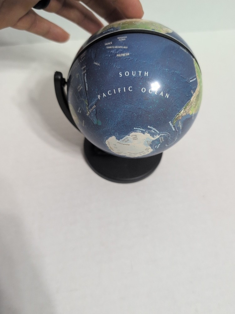Replogle World Mini Globe 2001 Mini 4" Diameter ￼5.5” Tall Dual Direction Spin