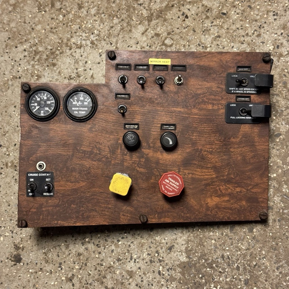 2000 Peterbilt 357 Gauge Switch Dash Panel 170250