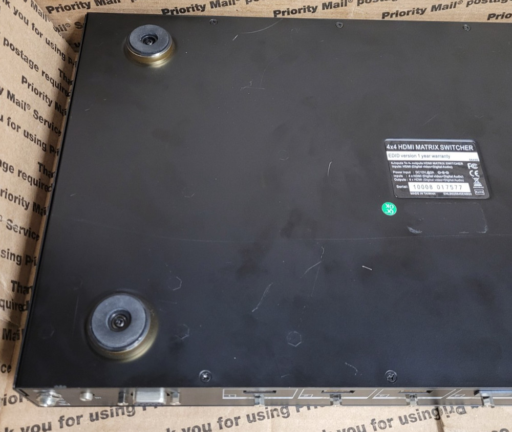 4X4 HDMI MATRIX SWITCHER NO RACK EARS (TESTED)