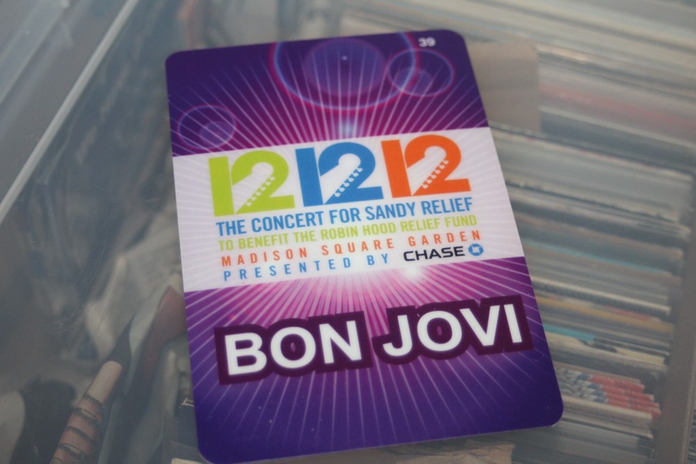 Sandy Relief Plastic Backstage Pass - 2x Bon Jovi