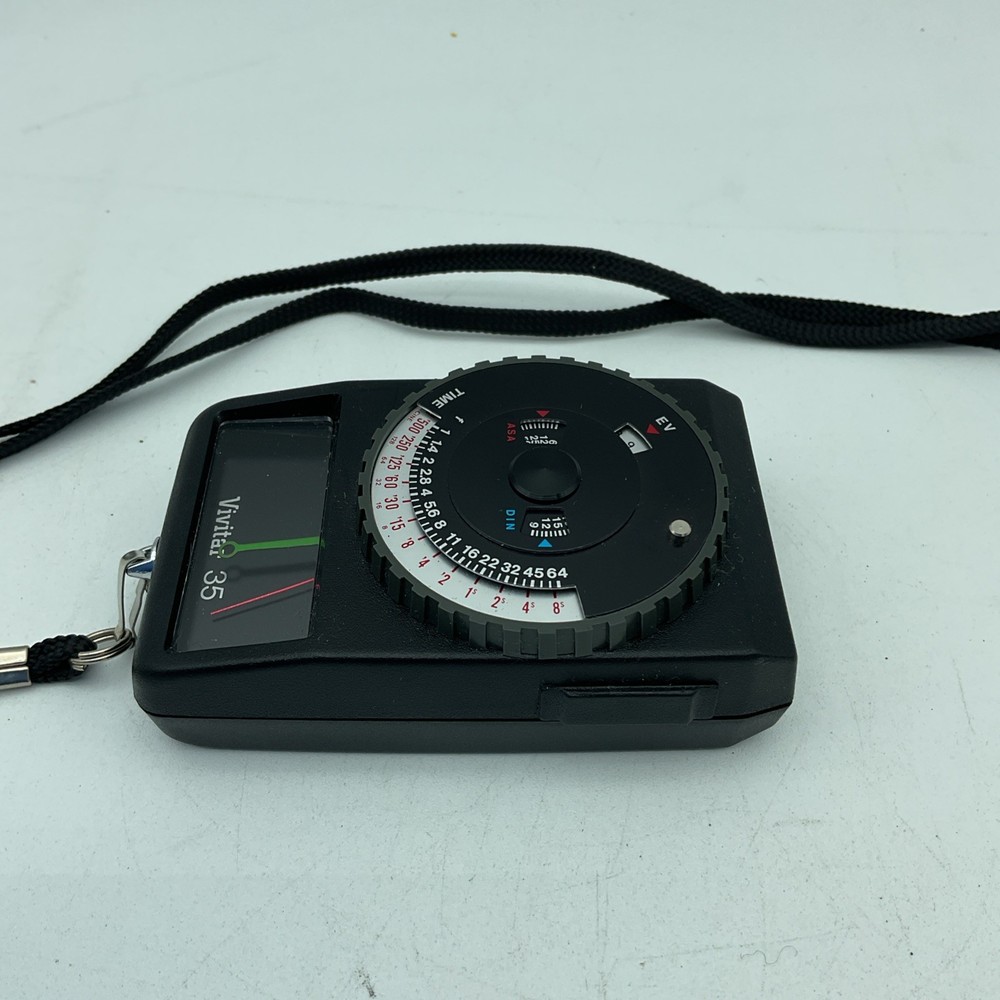 Vivitar 35 Selenium Cell Exposure Meter Light Meter with Original Case & Strap