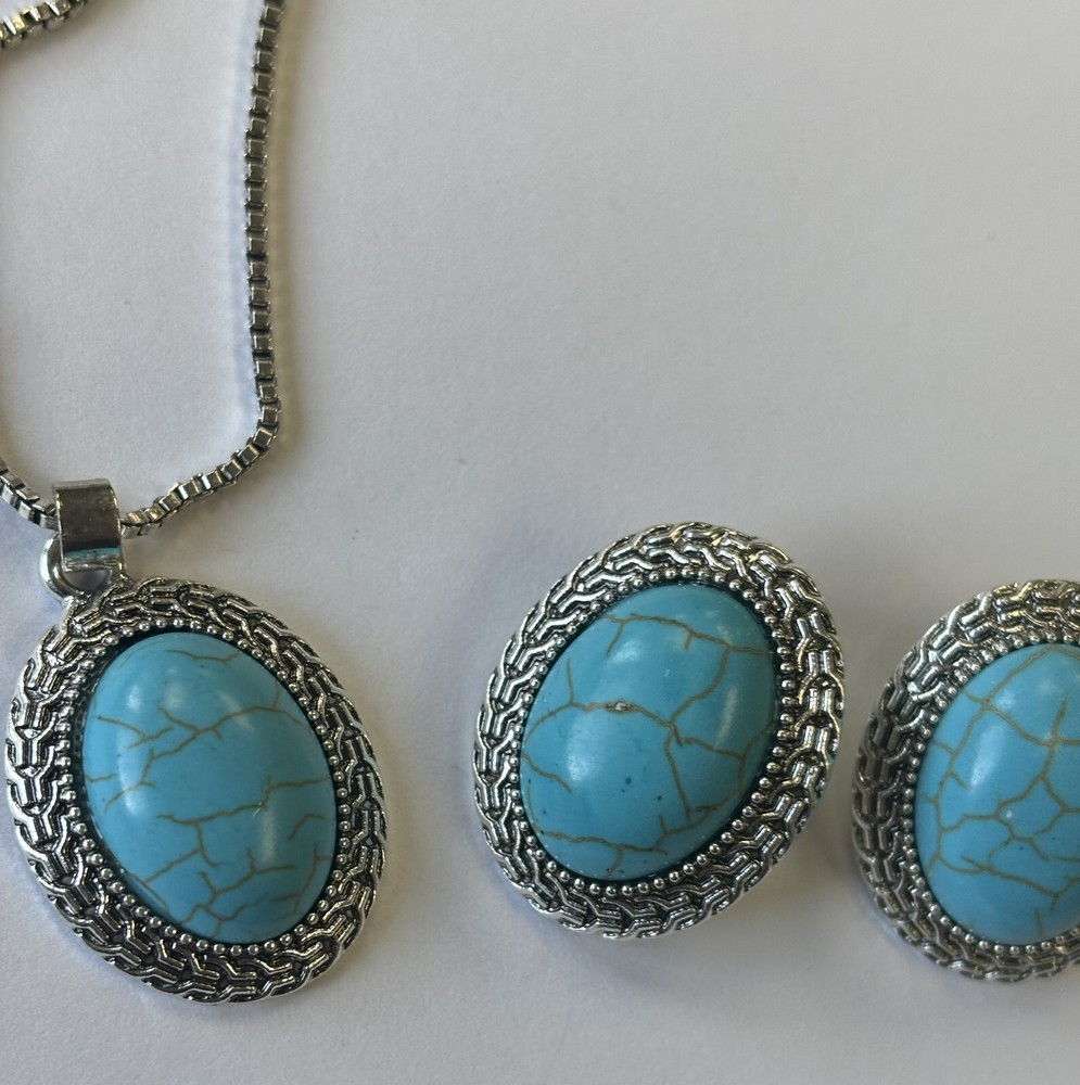 DIY Turquoise Necklace and Earrings Set