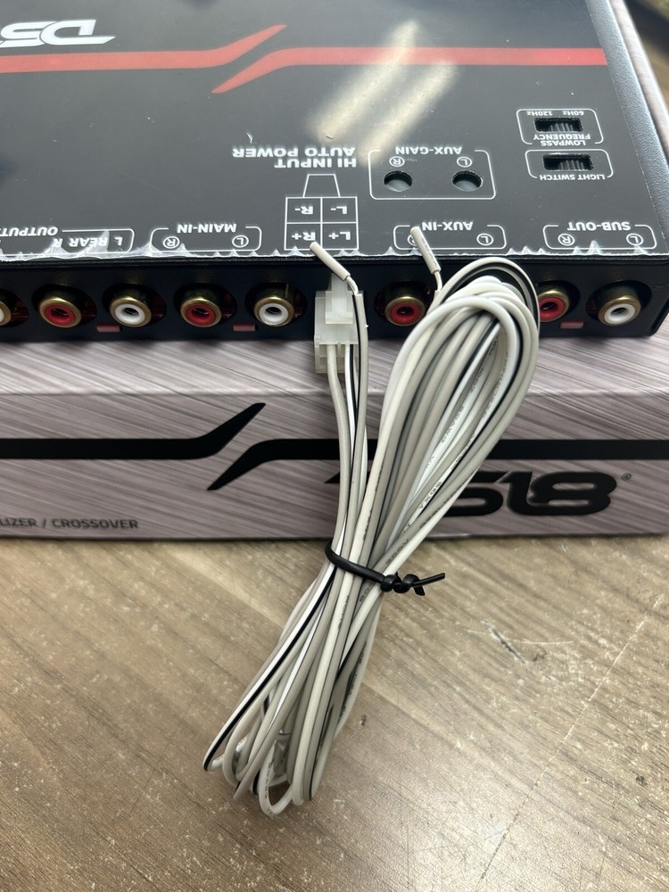 DS18 EQX7 4 Pin Hi-low Plug