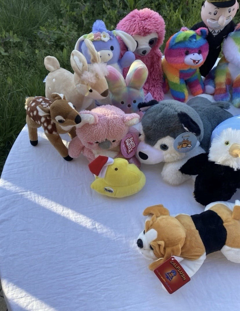 Peeps CALPLUSH Bum Bumz Animoodles Among Us Mixed Lot Plush Small Medium