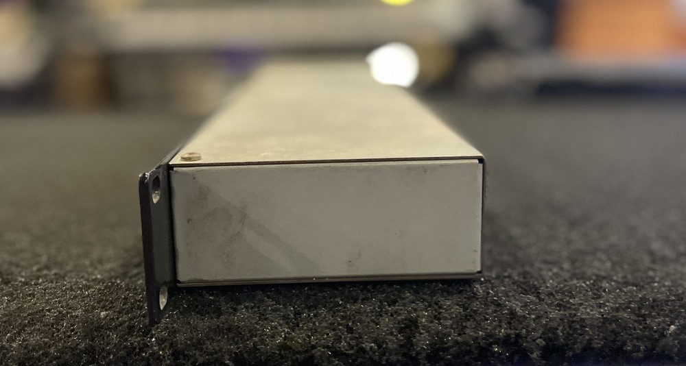 1996 Zoom Studio 1204 Digital Multi Effects Processor Silver w/ Power Cable