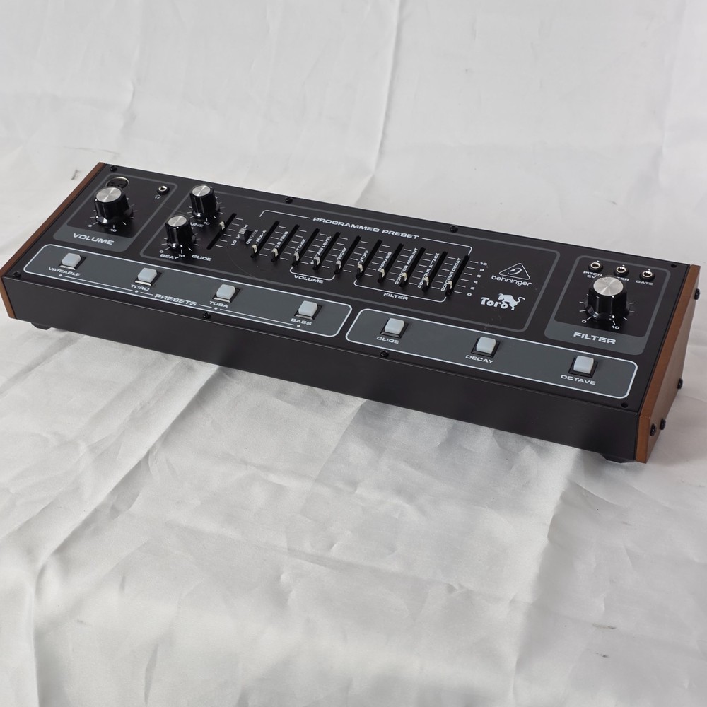Behringer Toro Classic Analog Bass Synthesizer Module/Taurus Revived - Black