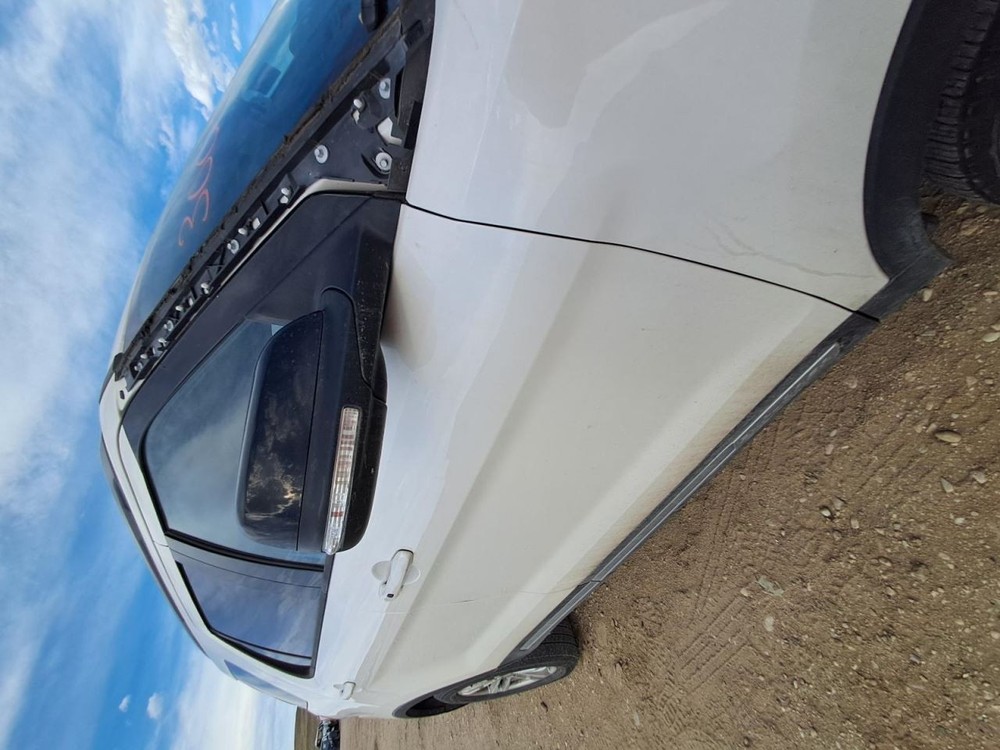 EXPLORER 2018 Front Door Trim Panel 1585863