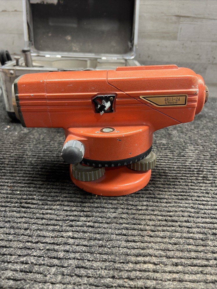 Used Seco Transit Level 4811-24 w/ hard case