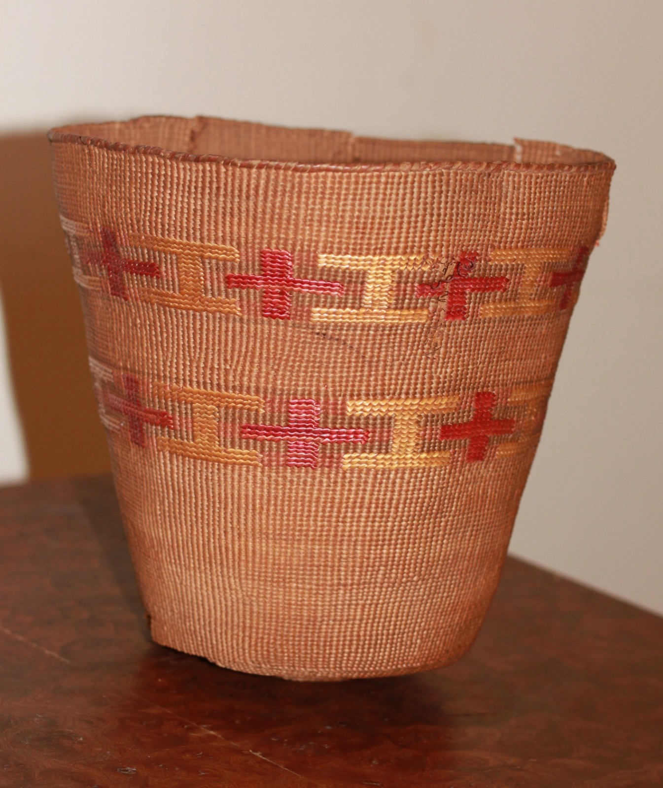 Antique Tlingit/Haida Twined Basket. Pos. Late 1800's-Early 1900's