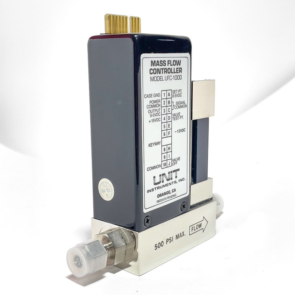 Unit Instruments UFC-1000 Mass Flow Controller 500 SCCM He 500 PSI MFC Open Box