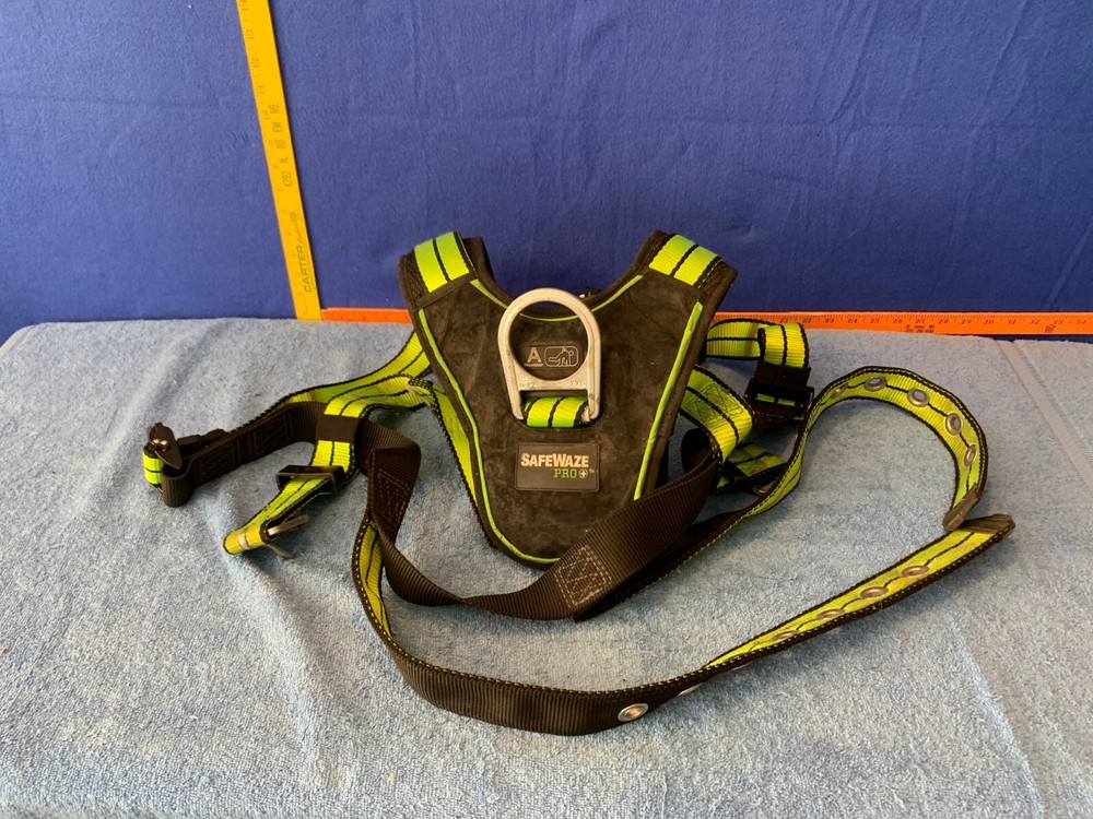 Safewaze Safety Harness Pro+   Small / Medium