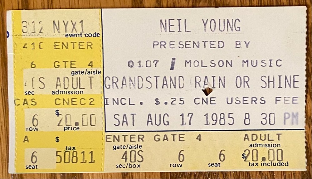 neil young LIVE IN CANADA TORONTO 1985 MAPLE LEAF GARDENS CSNY joined on stage