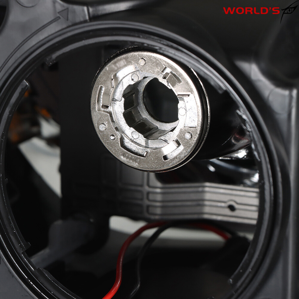 Headlight Set For Chrysler 300 2011-2014 Driver + Passenger Side Halogen Chrome