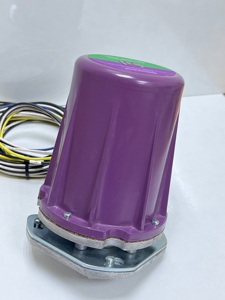 HONEYWELL C7012E 1104 DYNAMIC SELF-CHECK FLAME DETECTOR