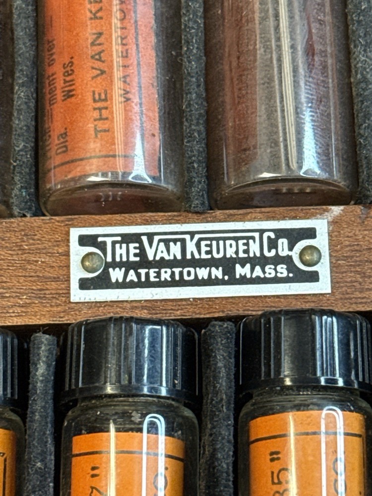 Van Keuren Thread Measuring Wire Library – 60° HSS – Mahogany Case – VTG