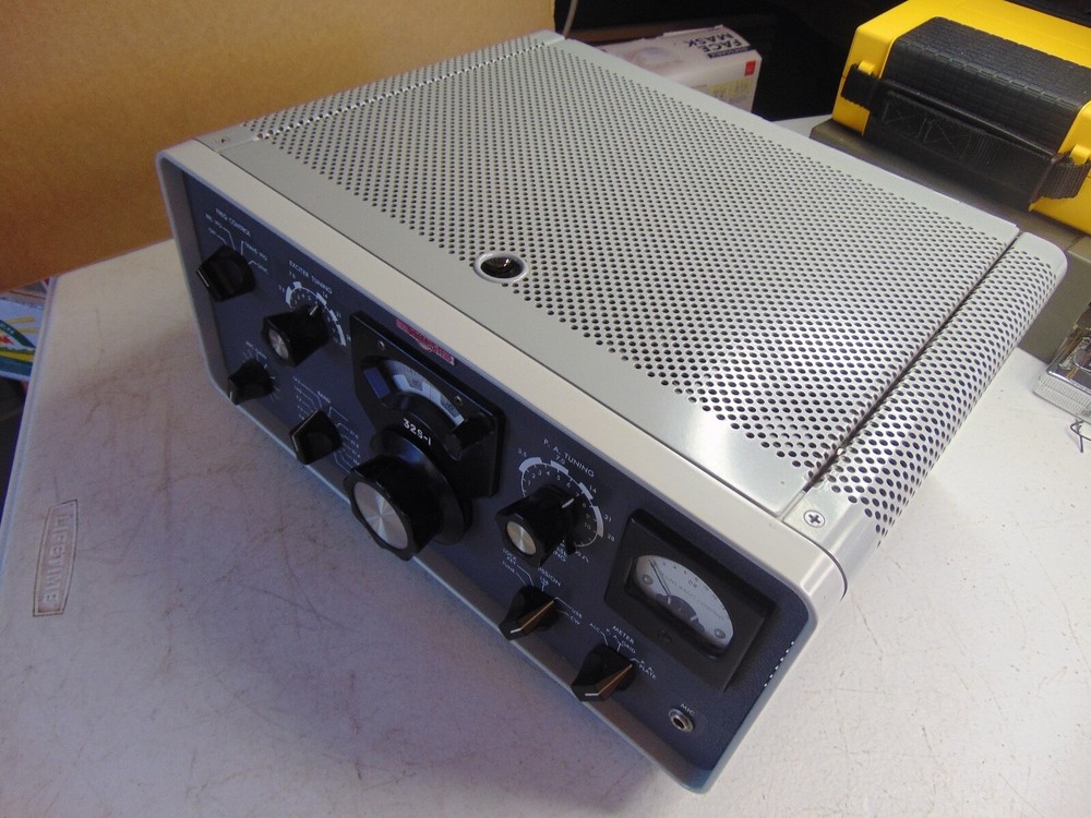Collins 32S-1 Ham Radio Transmitter with Manual