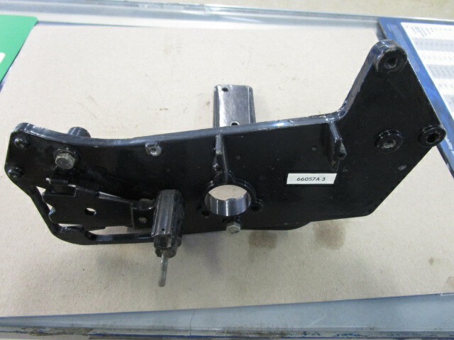 66057a3 MERCRUISER SHIFT BRACKET ASSEMBLY