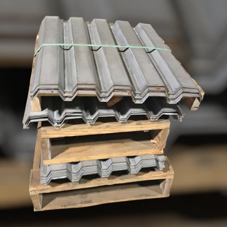 Corrugated Decking (46" x 30")