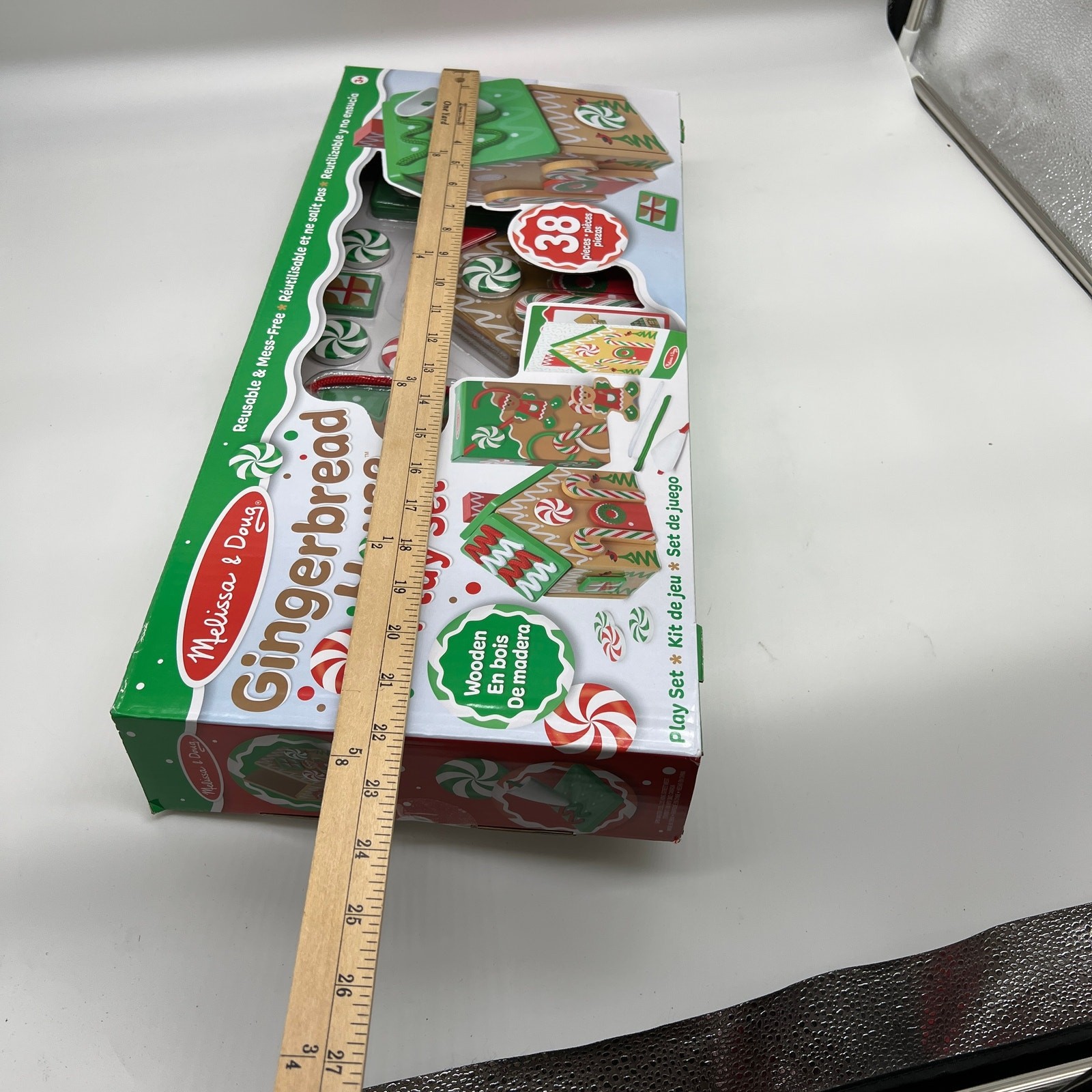 Melissa & Doug Wooden Gingerbread House Reusable, Mess-Free Play Set Activity