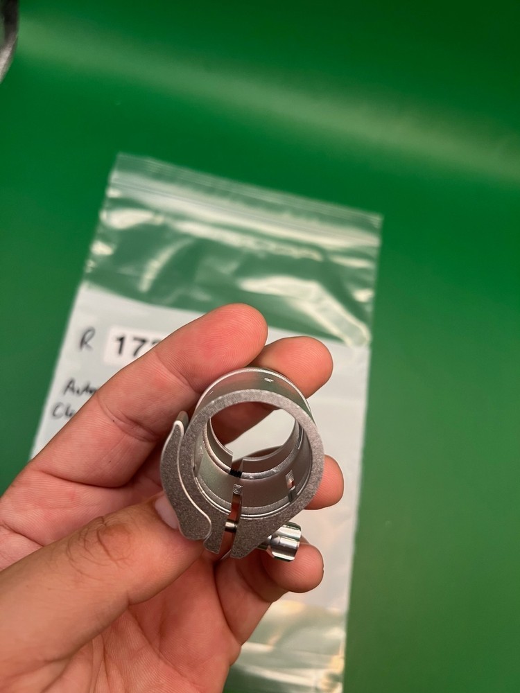 Autococker Clamping Feedneck