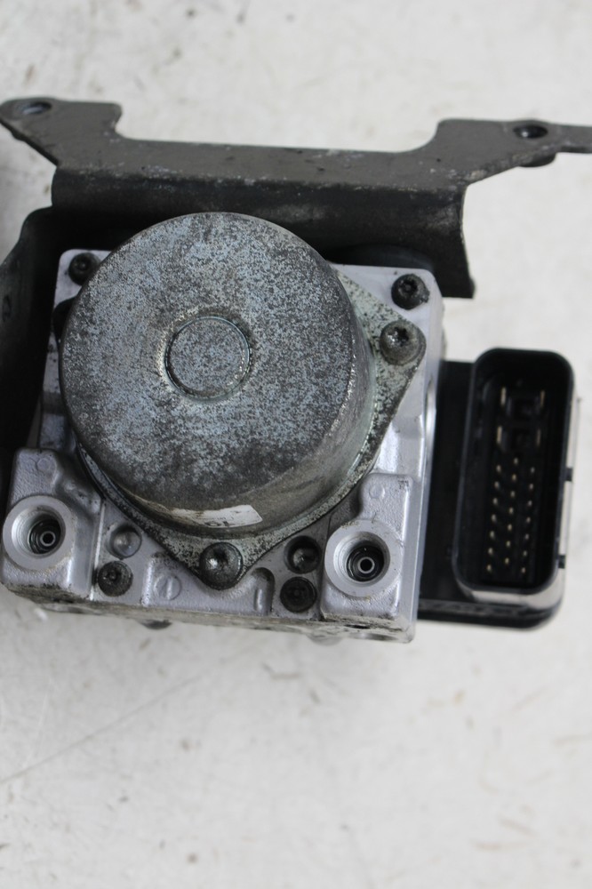 2012 VICTORY CROSS ROADS CUSTOM ABS PUMP UNIT MODULE