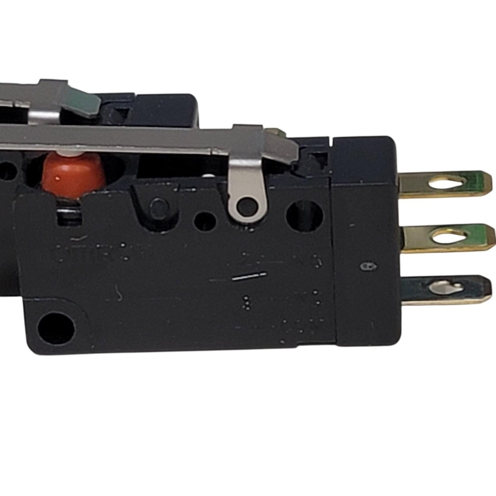 2PC OMRON ELECTRONIC COMPONENTS D2VW-5L2-1HS Switch,Watertight,Miniature,Snap A