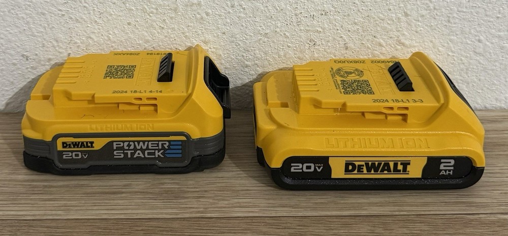 DEWALT DCF845D1E1 20V MAX XR Impact Driver Kit