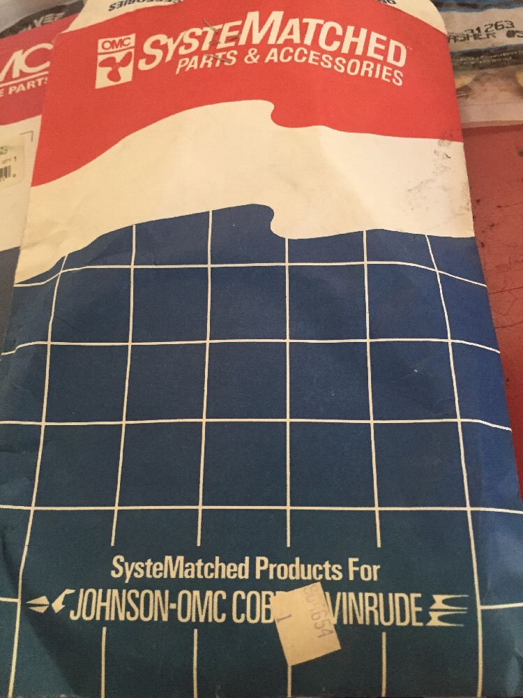 OMC 0984654 LEAD, Spark plug