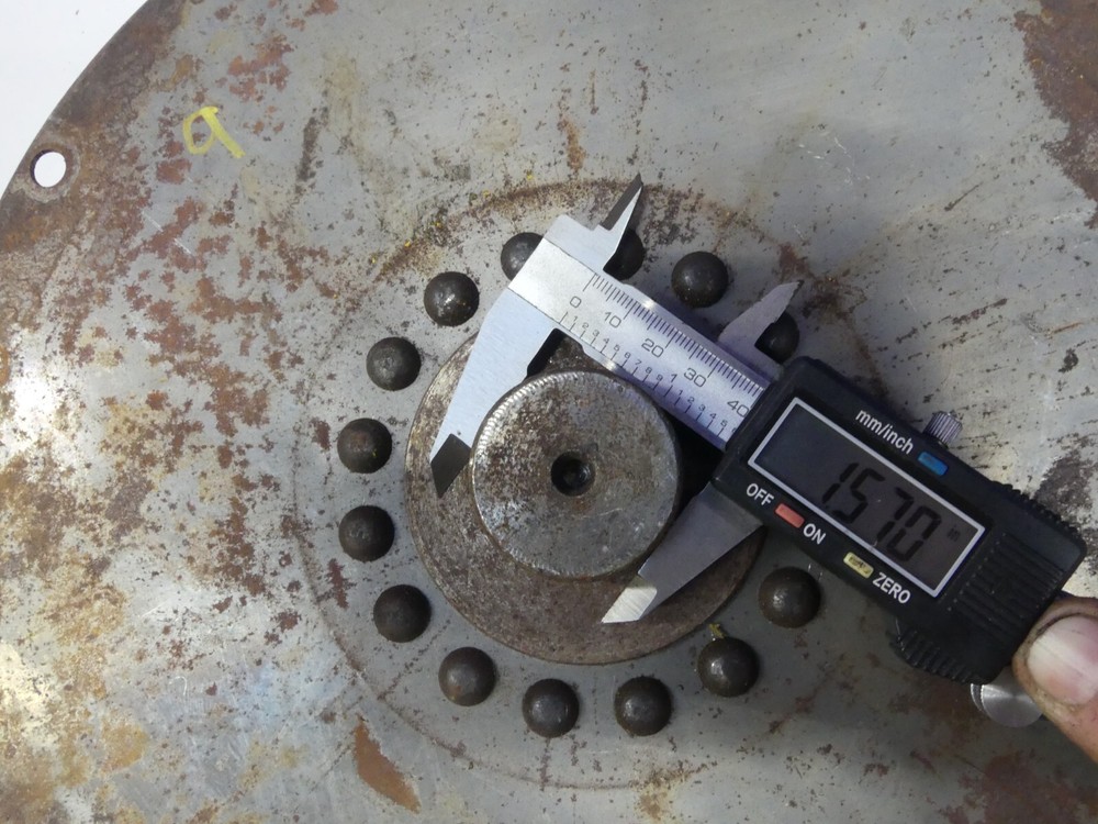 John Deere 4028131 Drive Plate Assembly - Used 12" #9