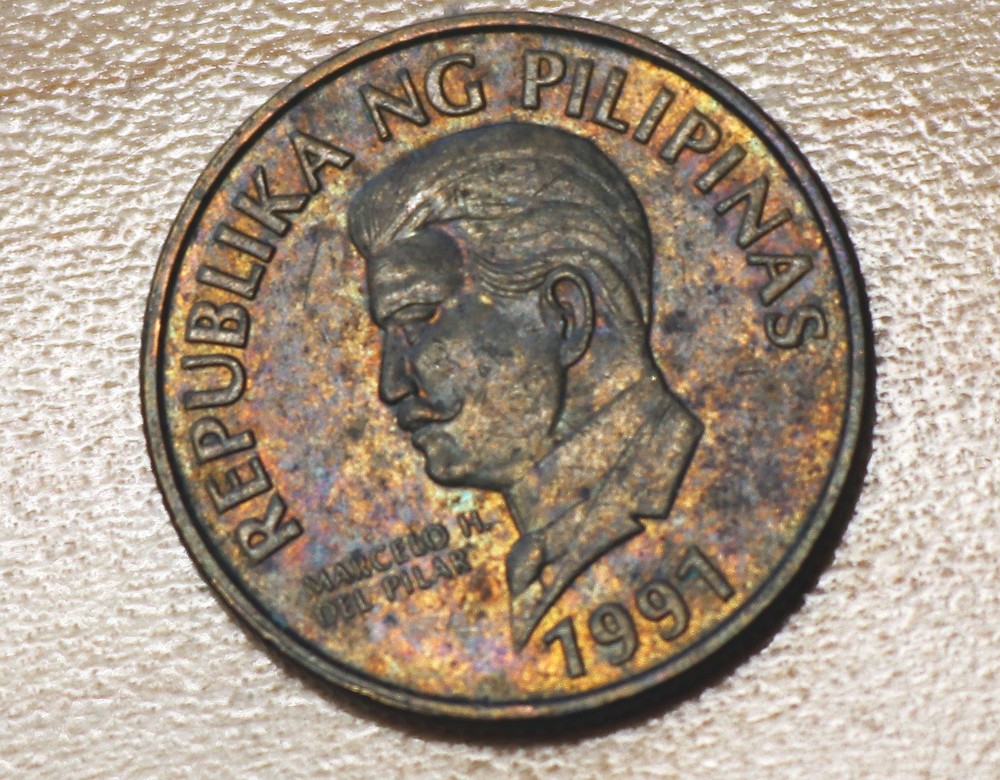 1991 Philippines 50 Sentimos Monkey-eating Eagle