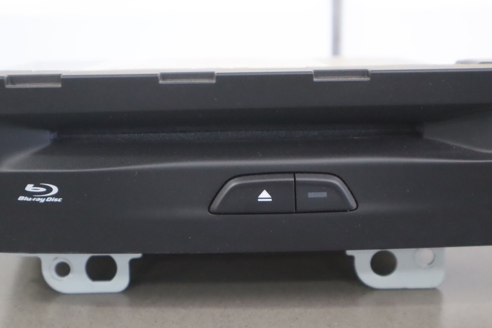 18-22 Chrysler Pacifica Dash Mounted Blu-Ray / DVD Player 68378304AA