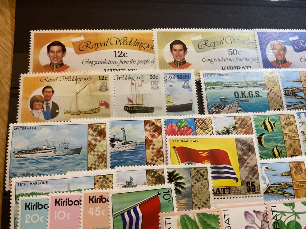 Kiribati mint never hinged stamps B2504