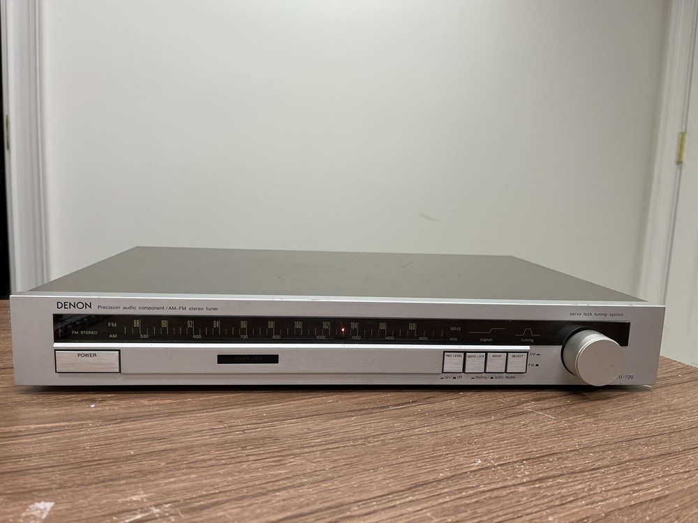 Denon TU-720 AM-FM Tuner - Precision Audio Component - Servo Lock Tuning System