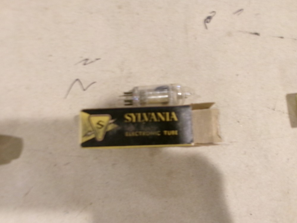 OEM VINTAGE ELECTRONIC TUBE SYLVANIA 2EN5