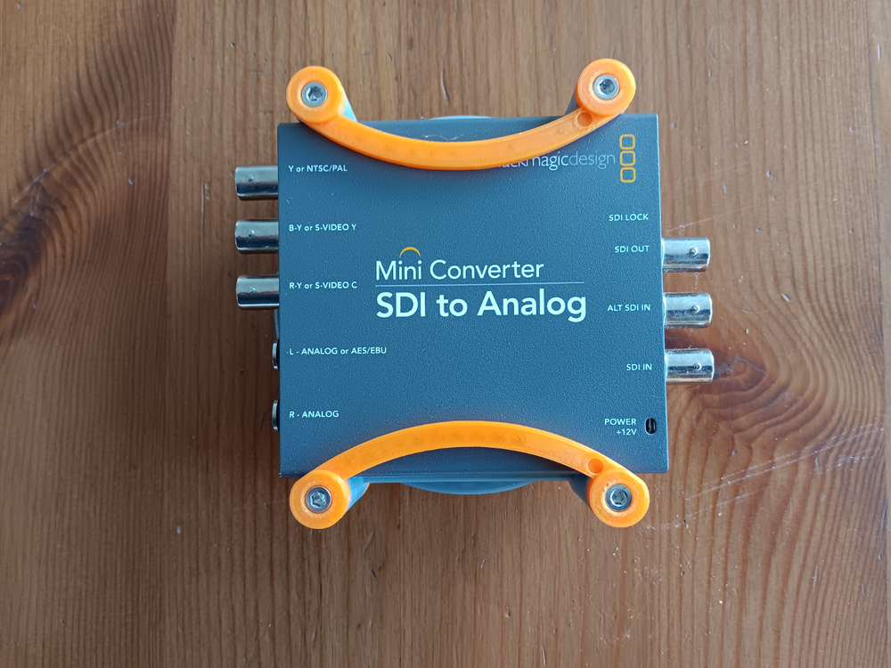 Blackmagic-Design Mini Converter: Mounting Bracket