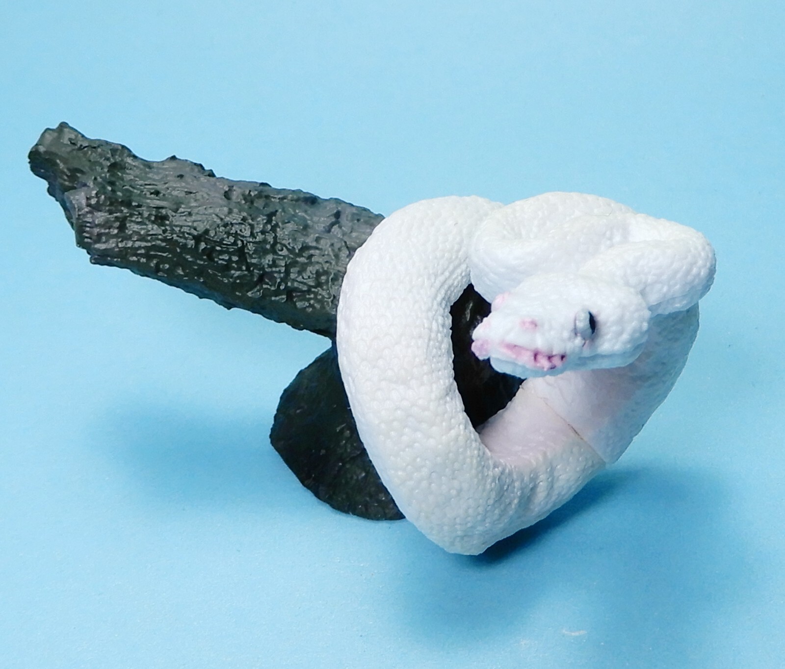 Bandai The Diversity of Life on Earth leucistic ball python snake US seller New