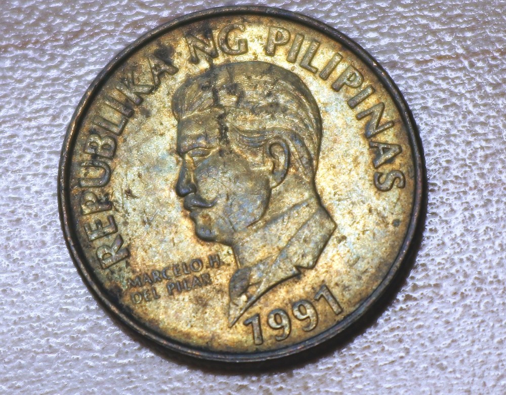 1991 Philippines 50 Sentimos Monkey-eating Eagle