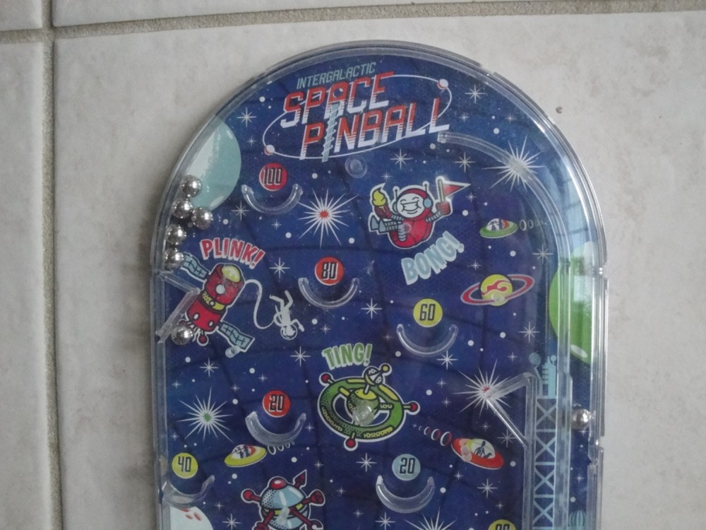 Ridley's Intergalactic Space Hard Plastic Table Pinball Game !