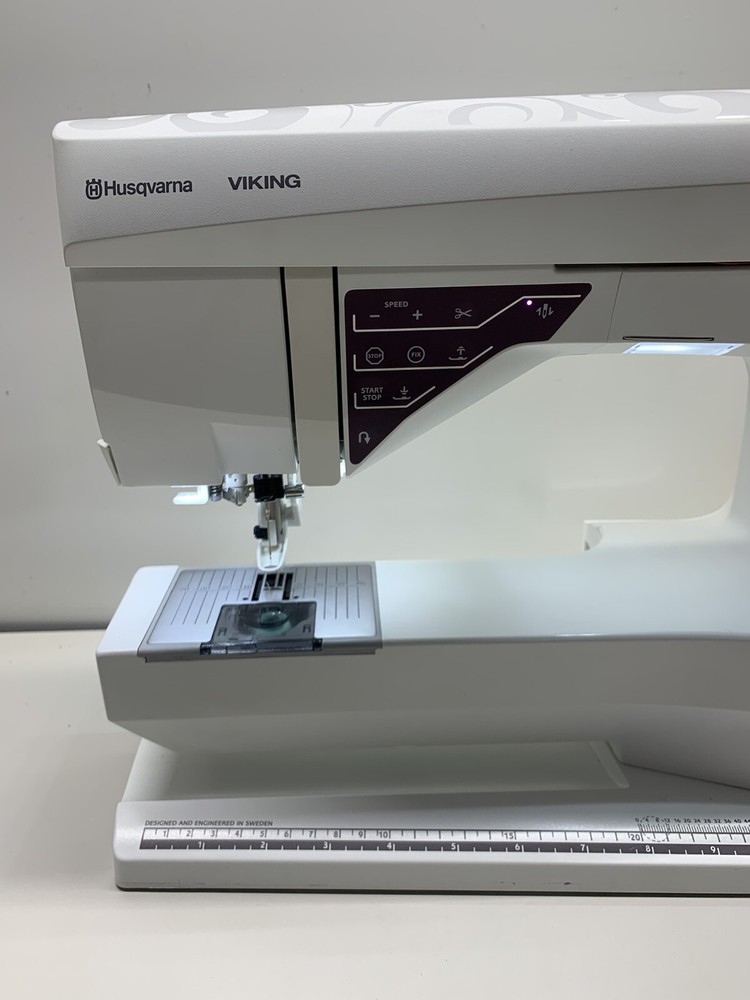Husqvarna Viking Designer Ruby Royale Embroidery Machine