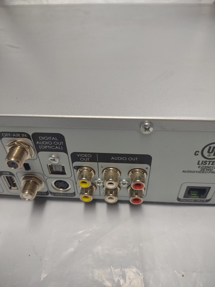 Direct TV Plus Satellite Reciever Model R15