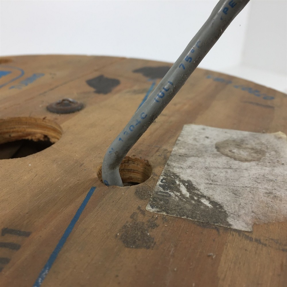 Alpha 1304C Multi-Conductor Cable 22awg 3/PR Solid 1000' Gray