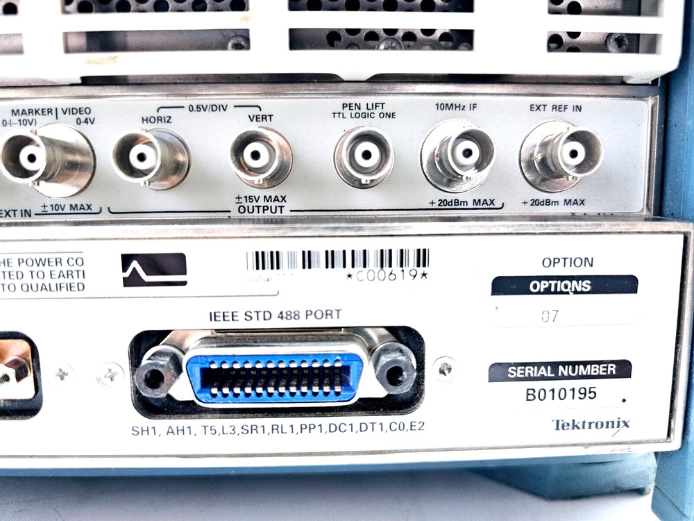 TEKTRONIX 2797 HIGH PERFORMANCE 100HZ - 7.1GHZ SPECTRUM ANALYZER
