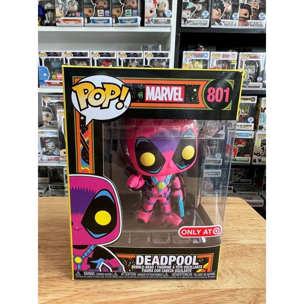 EXCLUSIVE BLACKLIGHT Deadpool Funko Pop Bobblehead #801 Marvel MCU Comics X-Men