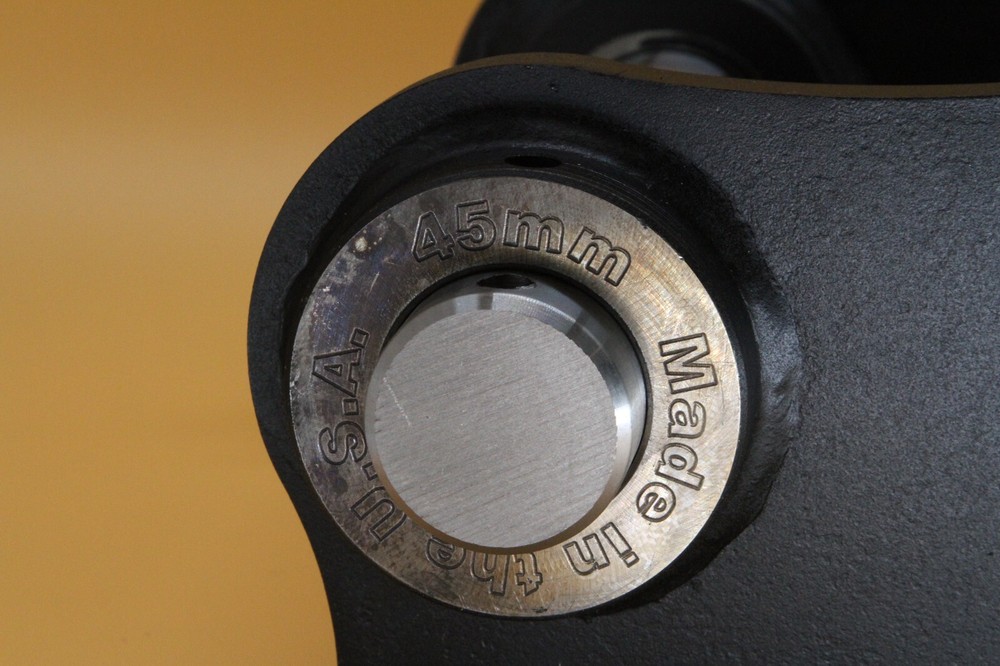 CAT 305 / 306 45mm Ears and Pins