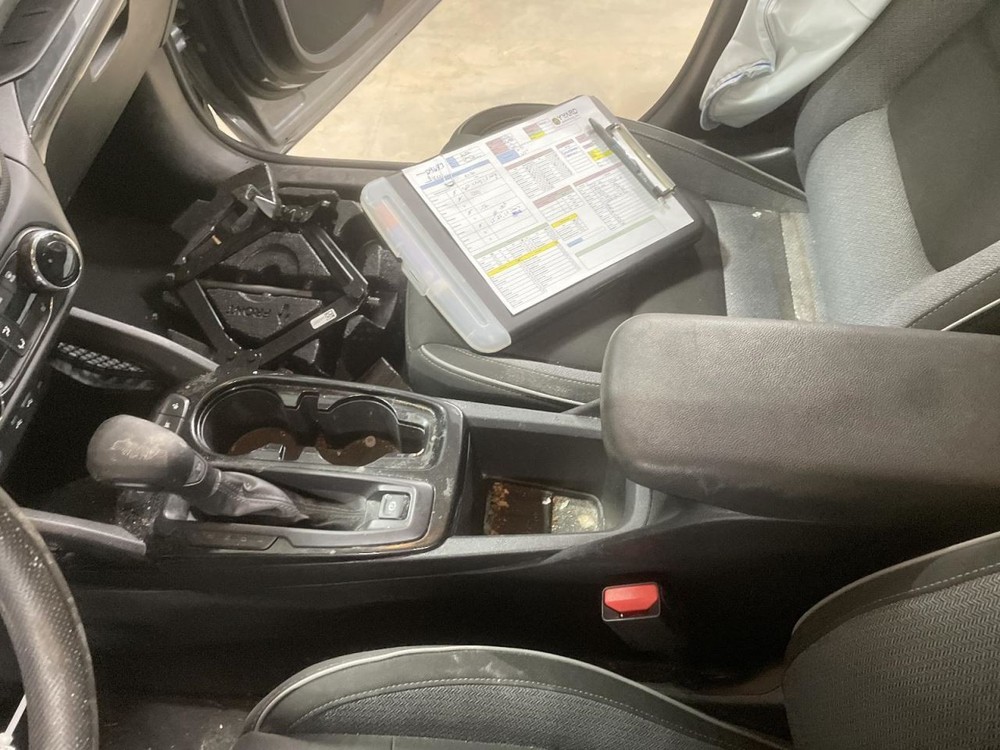 Complete Console Front Floor Fits 21-25 TRAILBLAZER 1064375