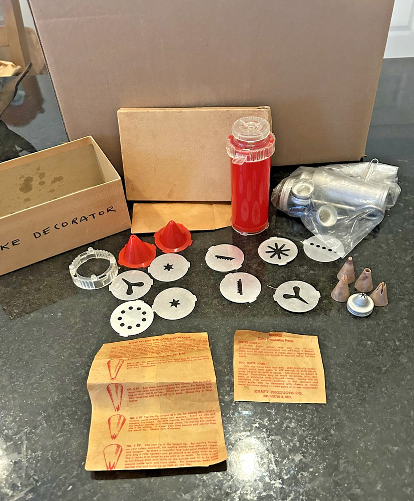 Vintage Cookie Decorating Kit Kraft Icing Press Tips Discs Lot 2 Sets