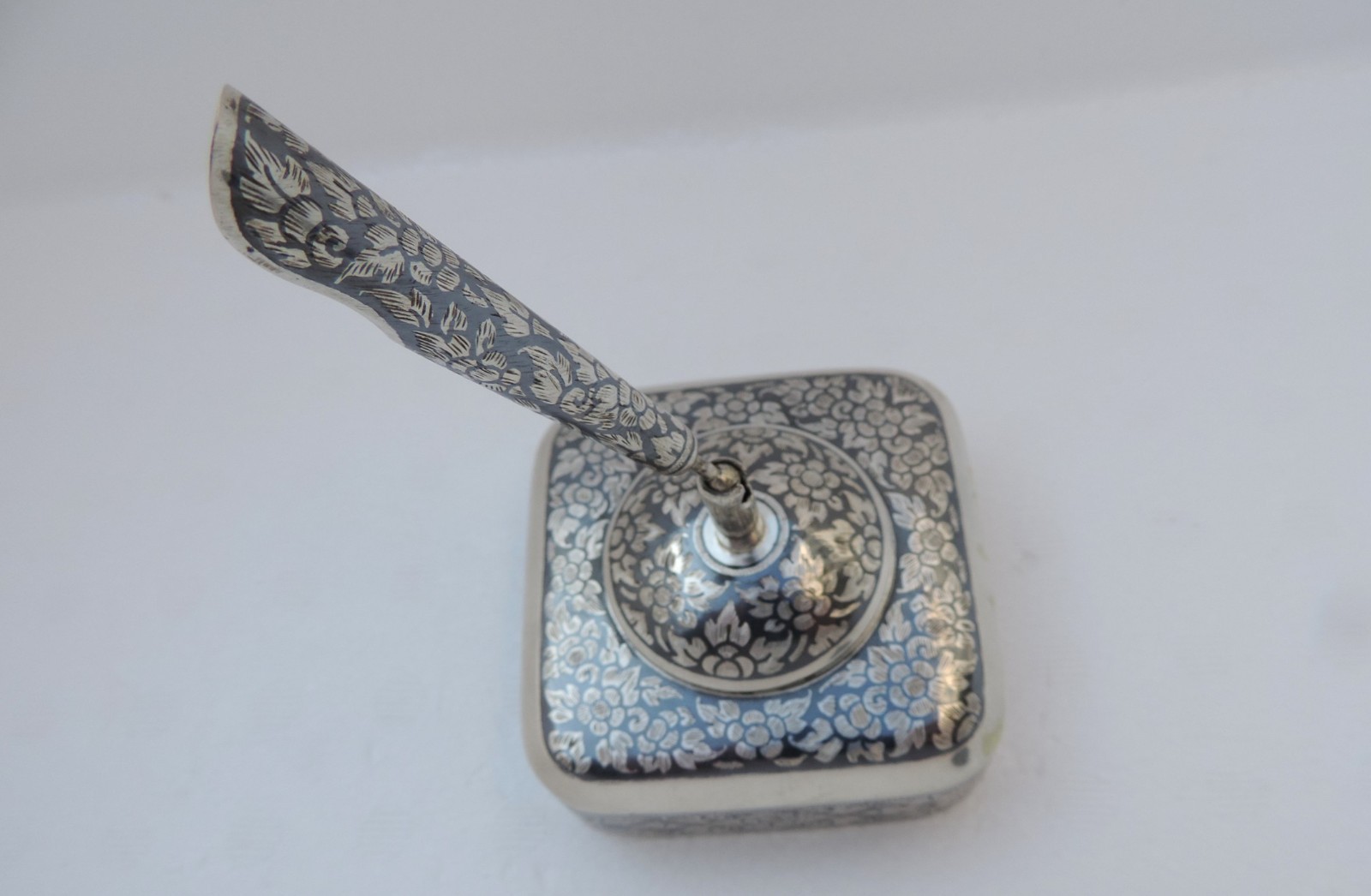 Thai Nakon Siam Sterling Silver Niello Pen Pencil Holder box Desktop Stand 205g