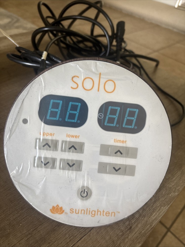 Sunlighten Solo Portable Infared Sauna-Coconut Controller Used Works