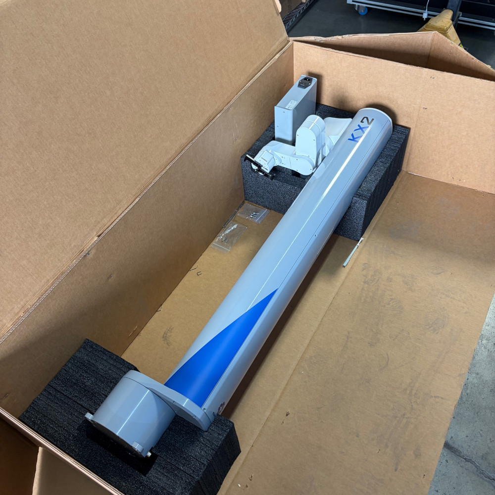 Peak Robotics KX-2 1000mm Collaborative Laboratory Robot with Linear Rail 1000m